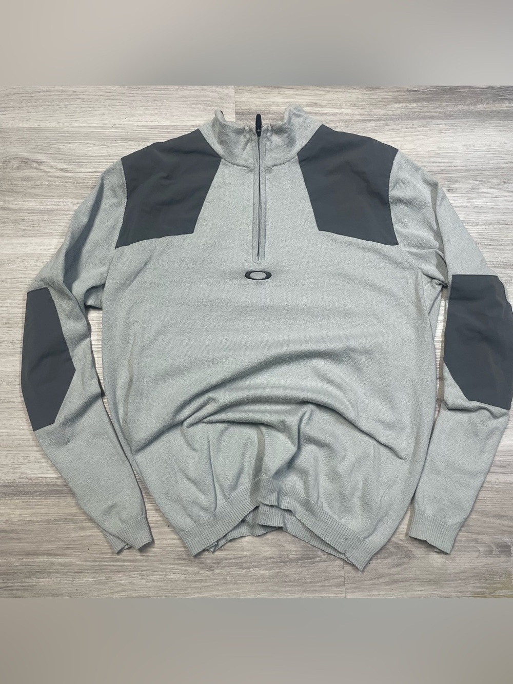 Oakley Charcoal Gray Ribbed Knit Collar Sweatshirt